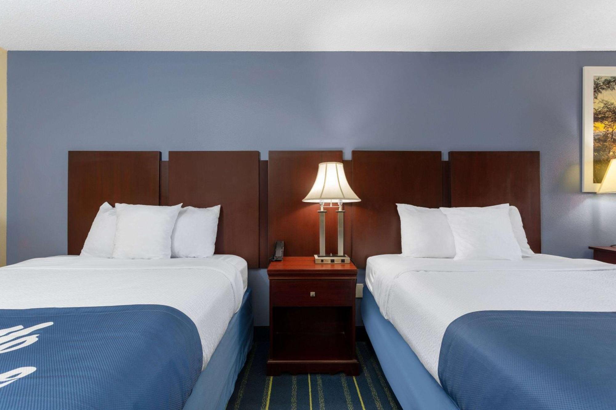 Days Inn By Wyndham Chipley Extérieur photo