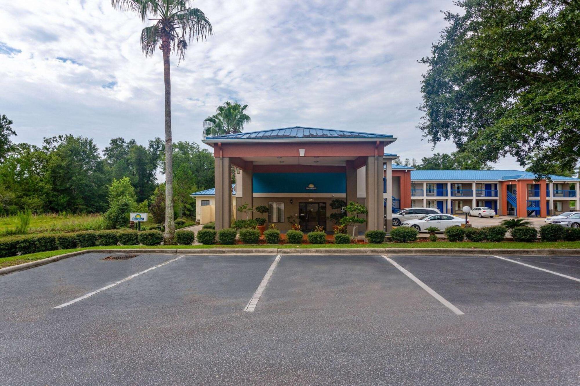 Days Inn By Wyndham Chipley Extérieur photo